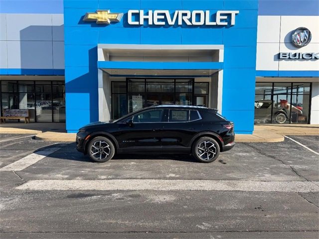 2026 Chevrolet Equinox EV 2LT's photo