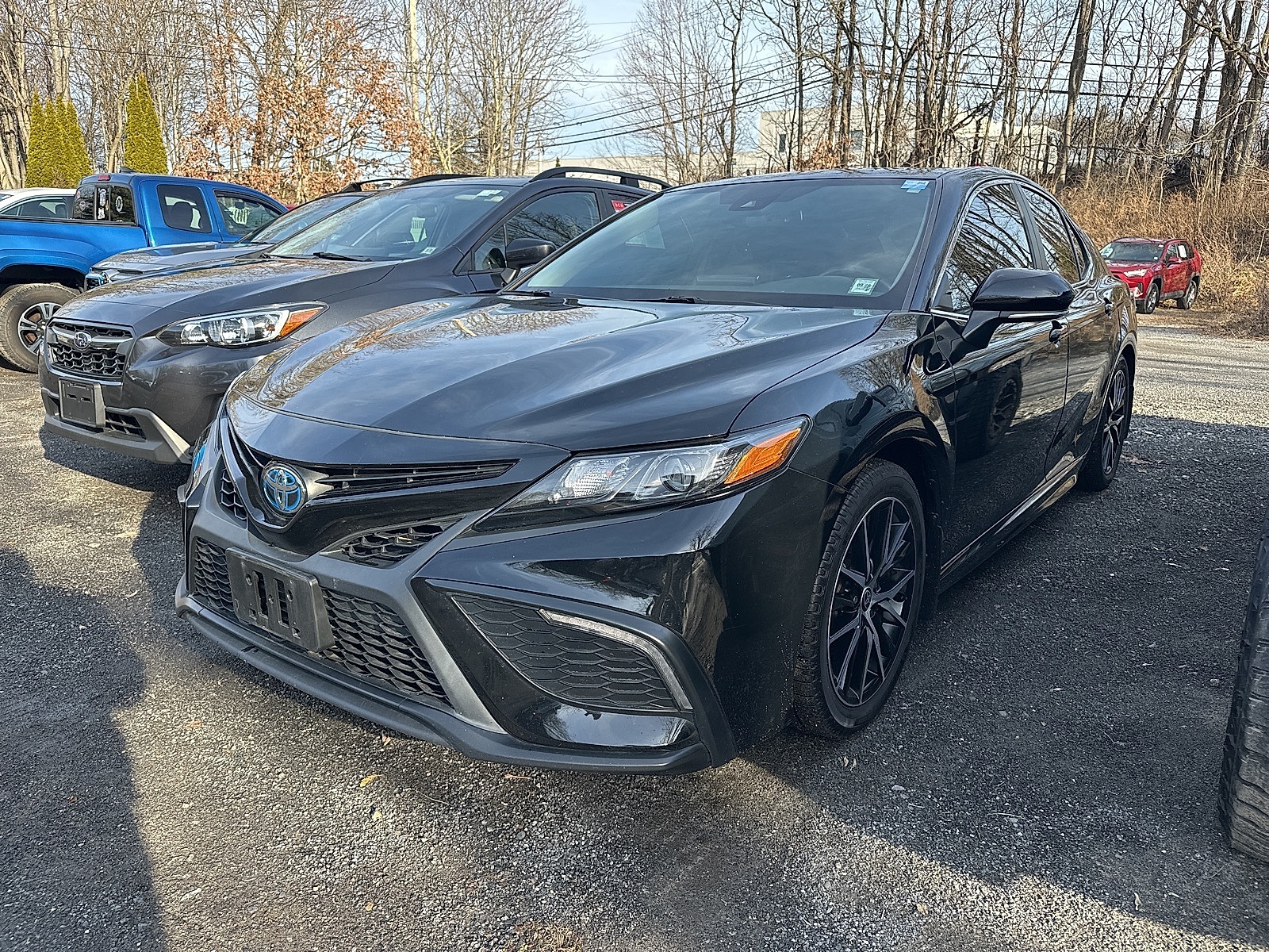 2022 Toyota Camry SE's photo