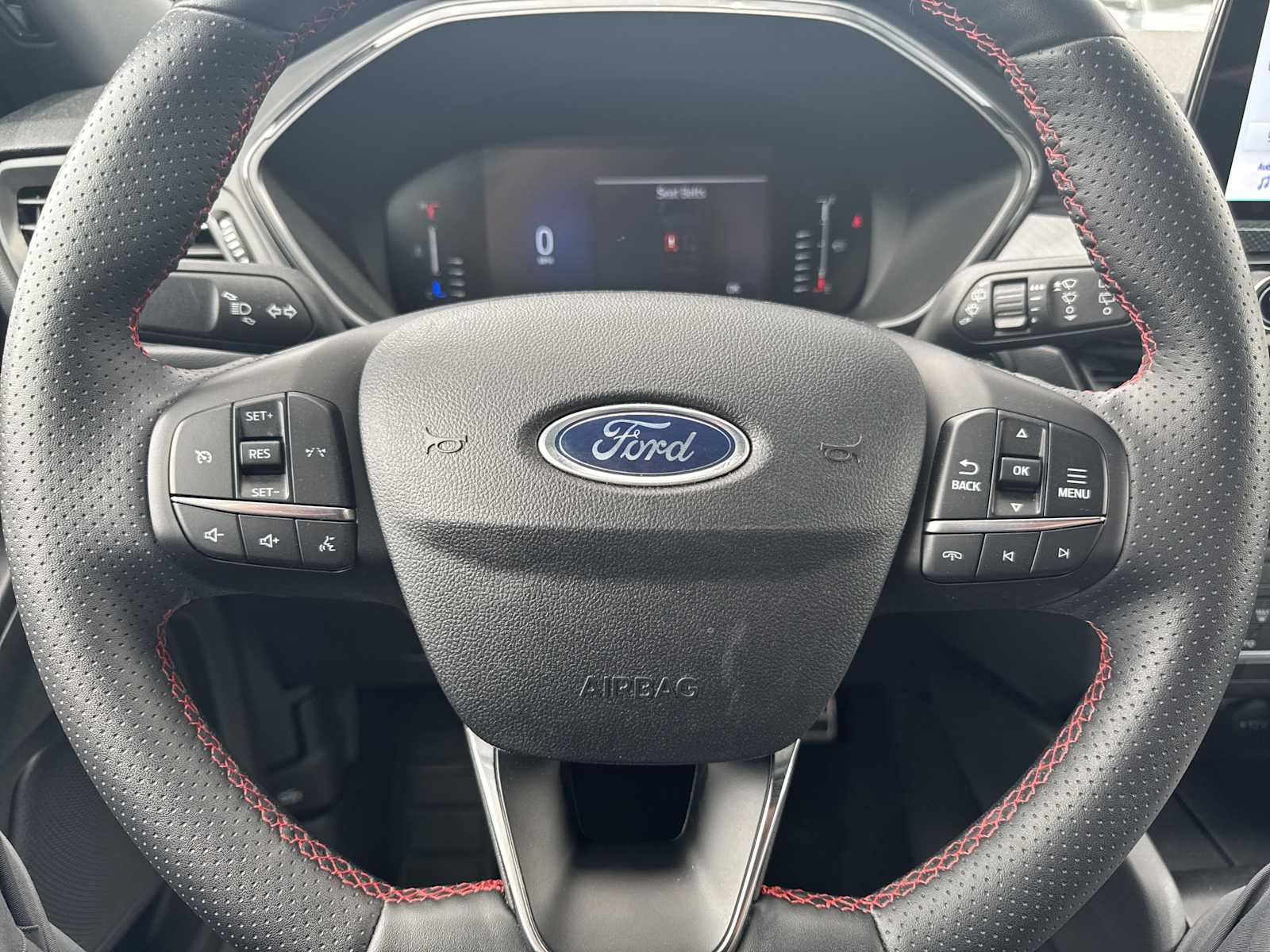 2024 Ford Escape ST-Line photo 25