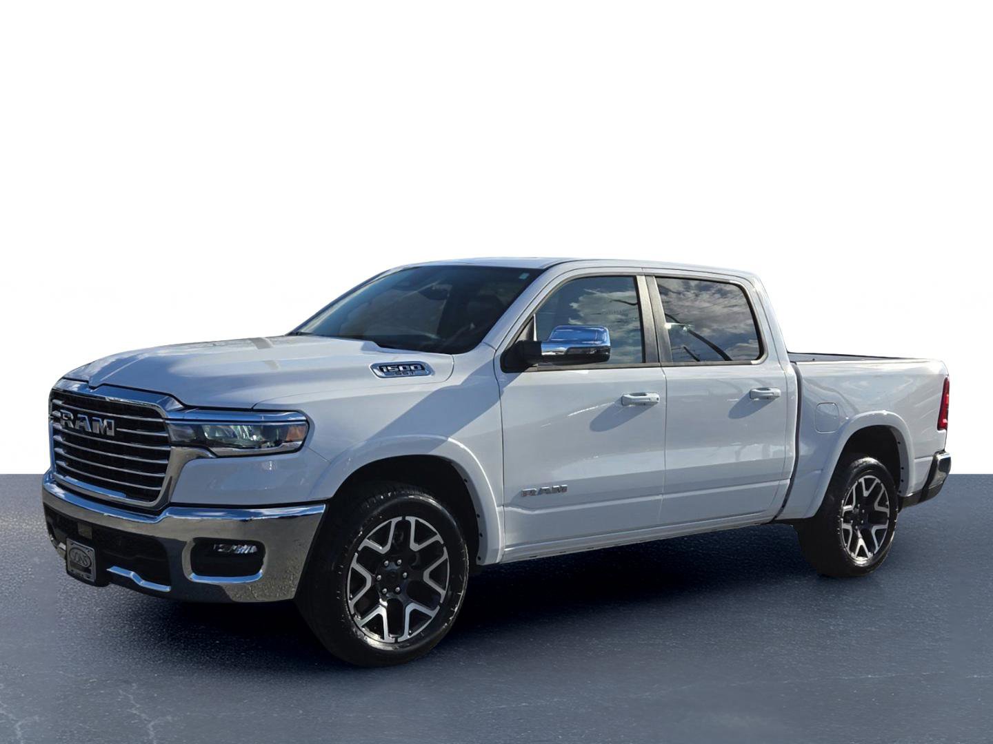 2025 Ram 1500 Laramie photo 2