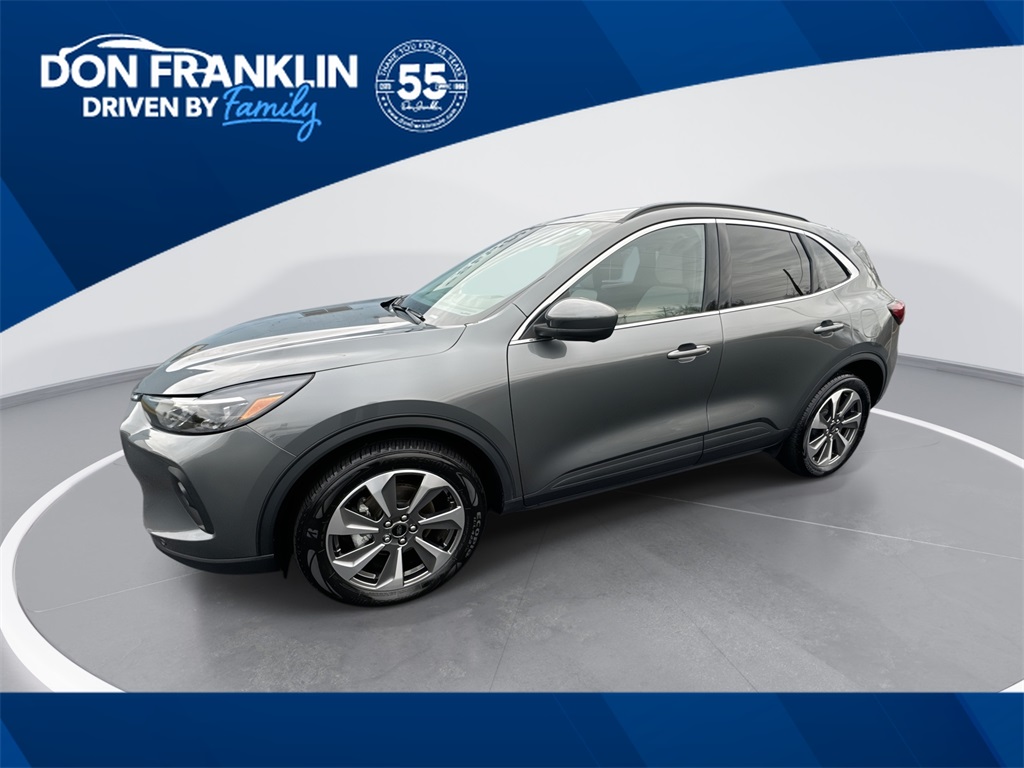 2025 Ford Escape Platinum's photo