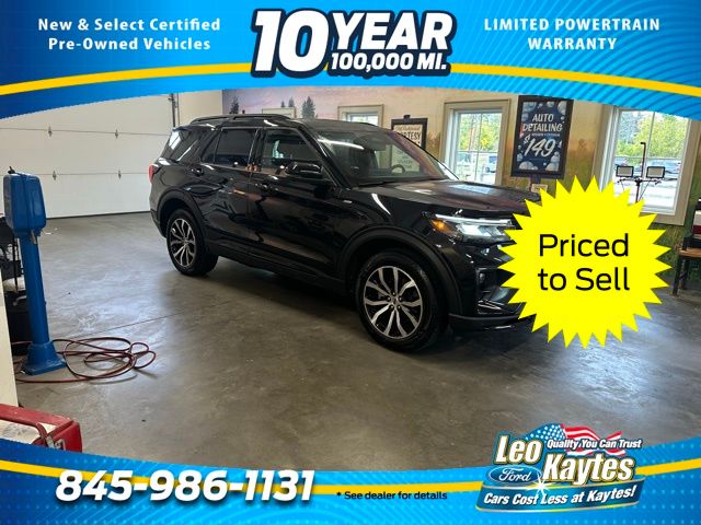 2025 Ford Explorer ST-LINE's photo