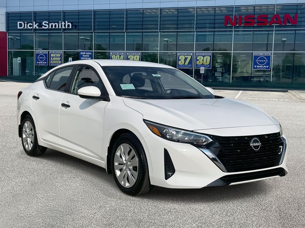 2025 Nissan Sentra S's photo