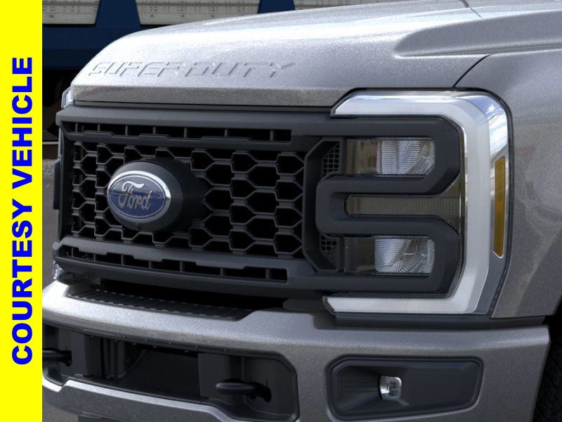 2025 Ford F-250 photo 16