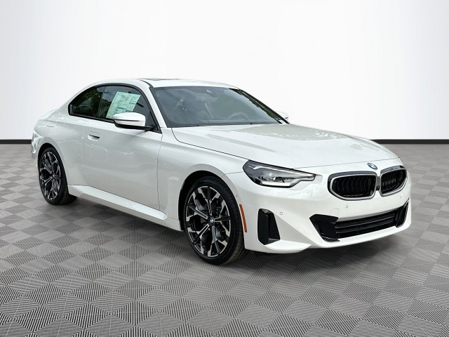 2025 BMW 2 Series 230i's photo