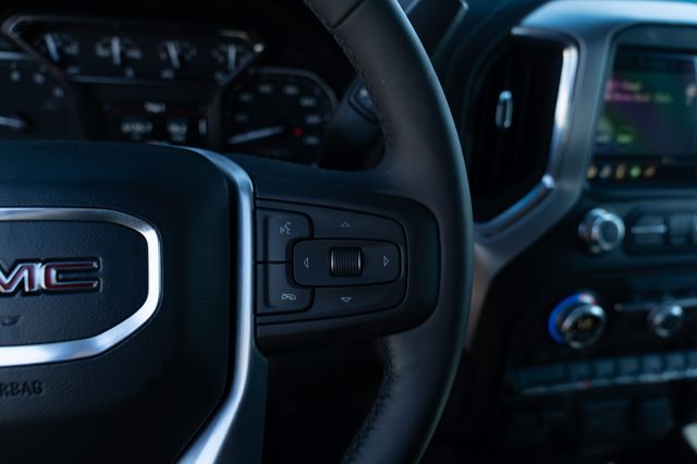 2020 Gmc Sierra 1500 SLT photo 26