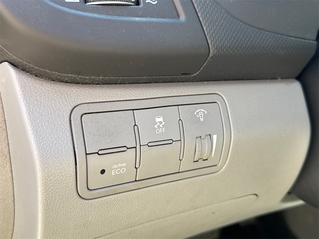 2016 Hyundai Accent SE photo 7