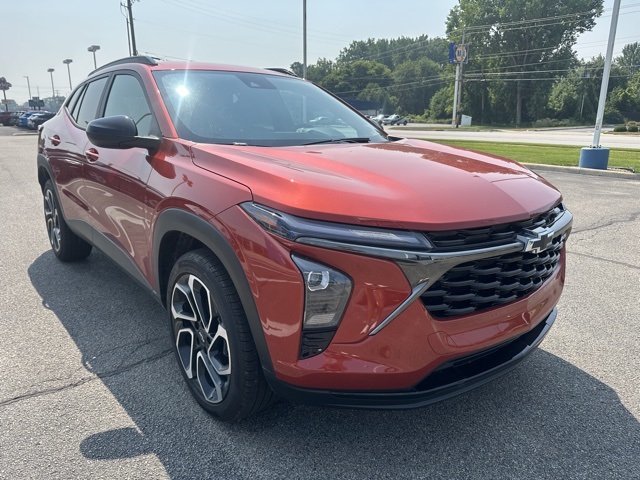 2024 Chevrolet Trax photo 3