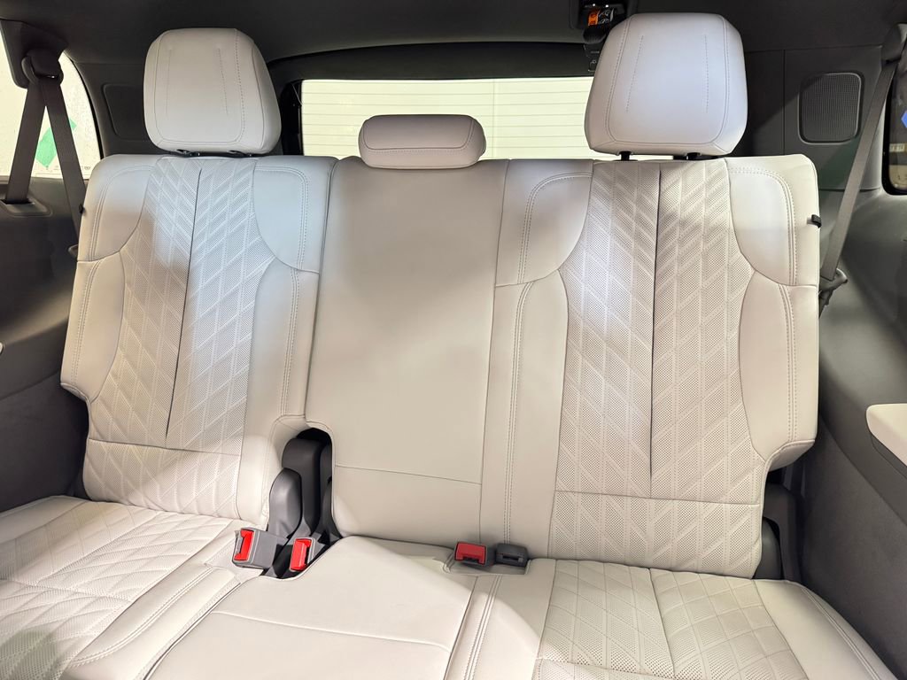 2026 Cadillac Escalade Sport photo 10