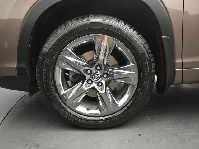 2018 TOYOTA HIGHLANDER - Image 32