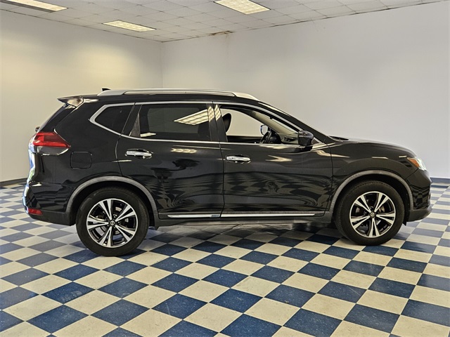 2018 Nissan Rogue SL photo 13