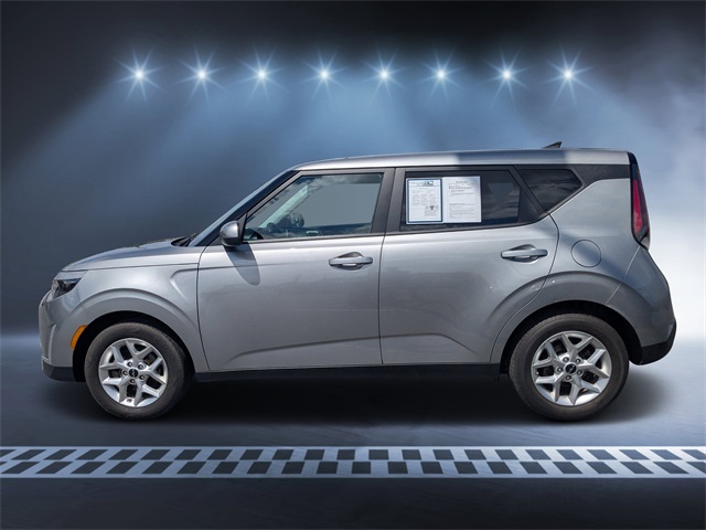 2024 Kia Soul LX photo 6