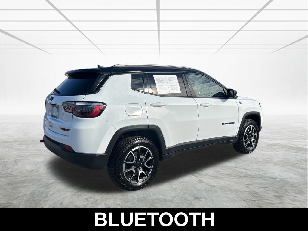 2024 Jeep Compass Trailhawk photo 4