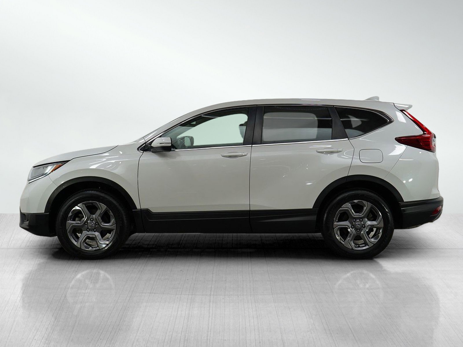 Used 2019 Honda CR-V EX-L with VIN 5J6RW2H81KL031541 for sale in Burnsville, Minnesota