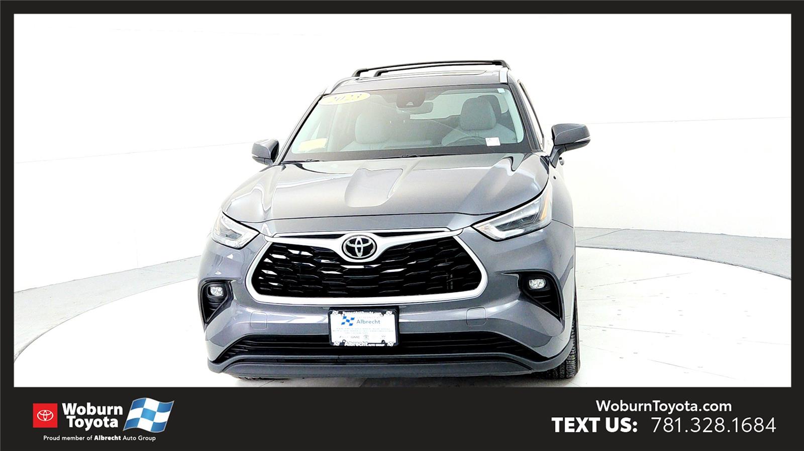 2023 Toyota Highlander XLE's photo