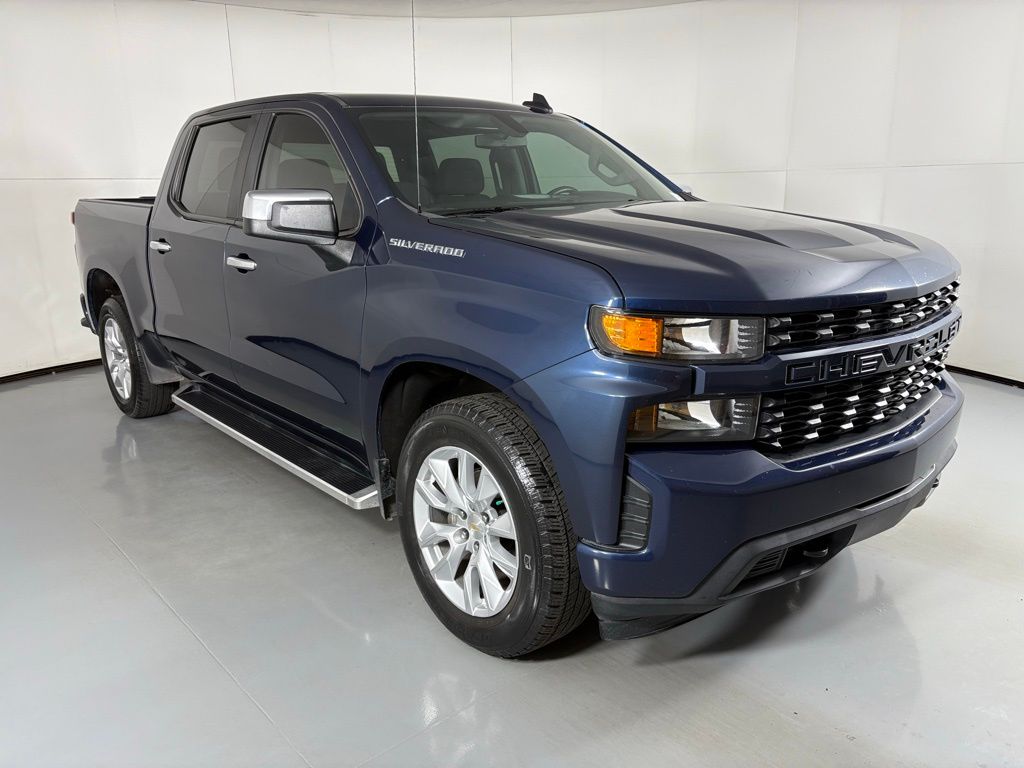2021 Chevrolet Silverado 1500 Custom photo 2