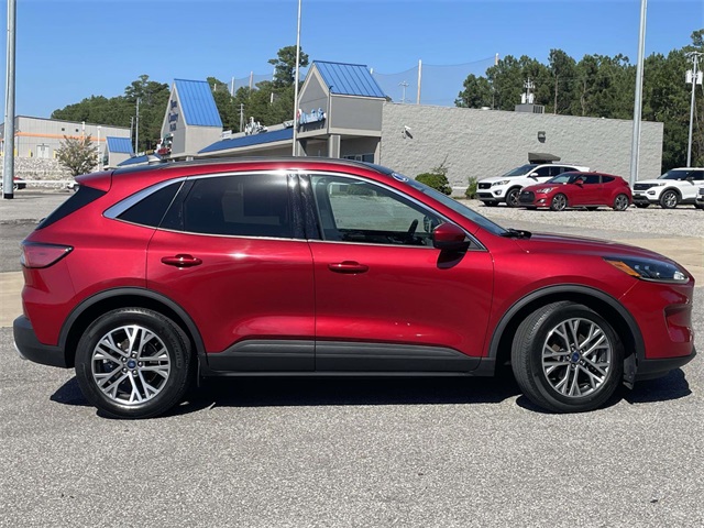 2022 Ford Escape Hybrid SEL photo 2