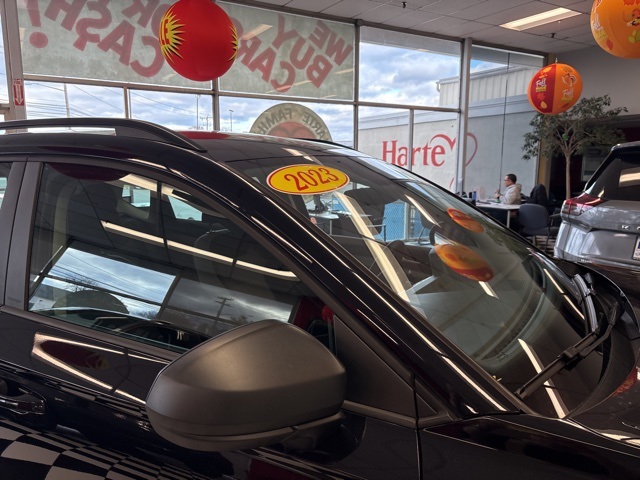 2023 Volkswagen Taos S photo 3