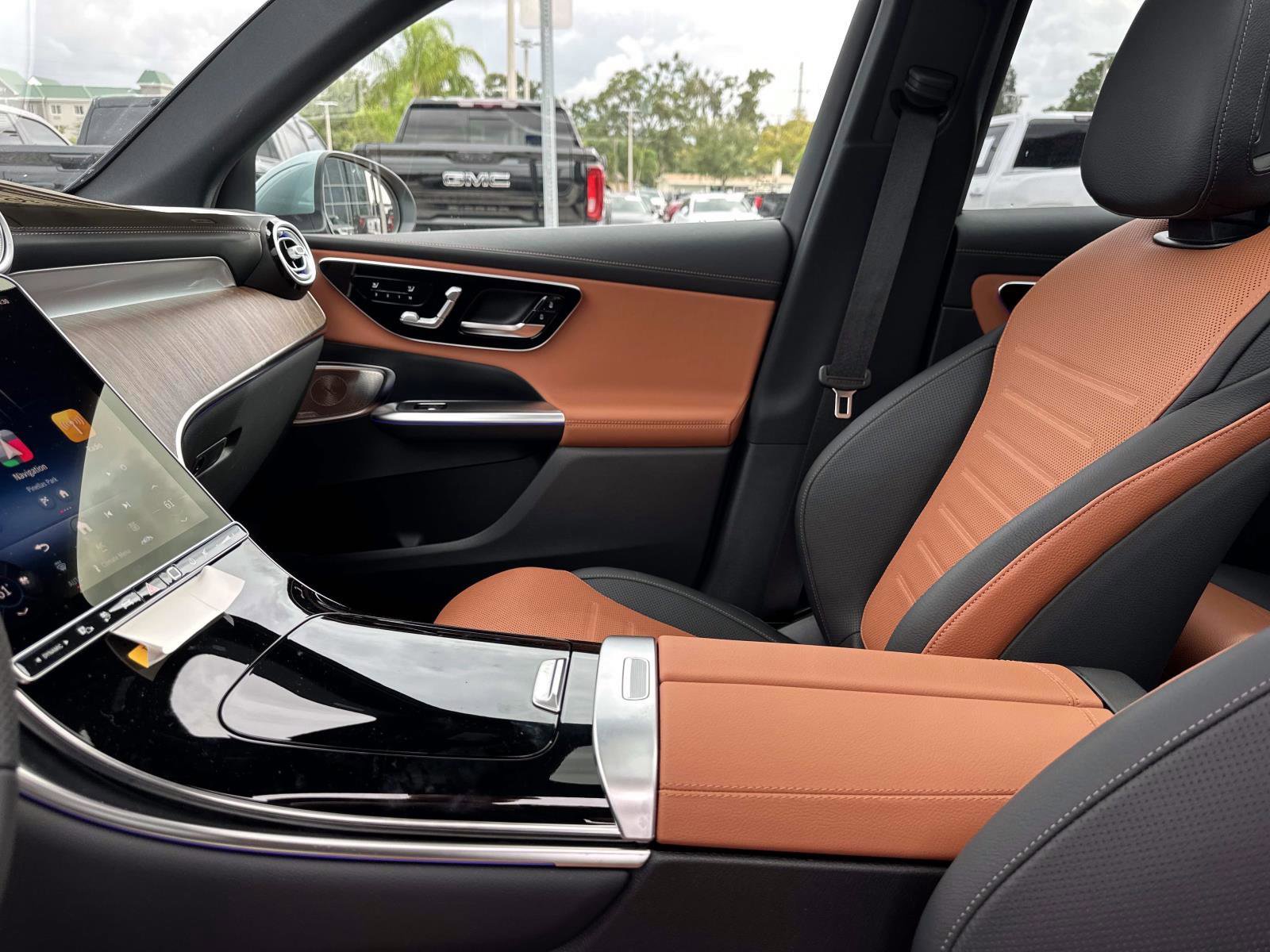 2026 Mercedes Benz GLC 350e 4MATIC photo 24
