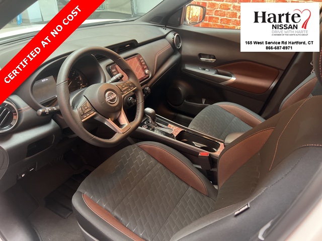 2024 Nissan Kicks SR photo 5
