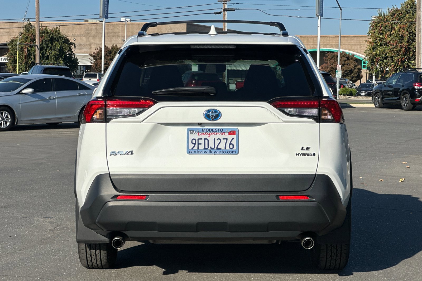 2023 Toyota RAV4 Hybrid LE photo 5