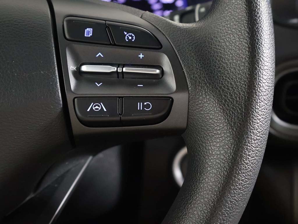 2023 Hyundai Kona SEL photo 29