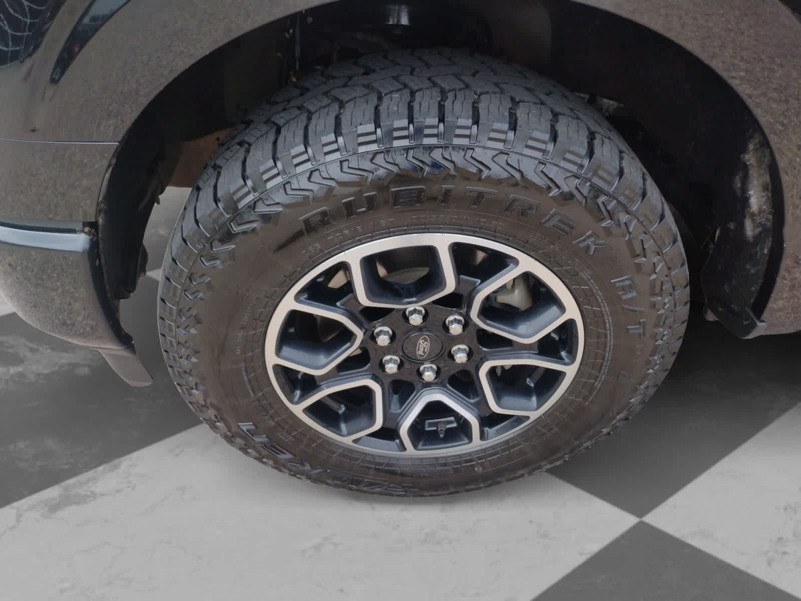 2021 Ford F-150 Lariat photo 9