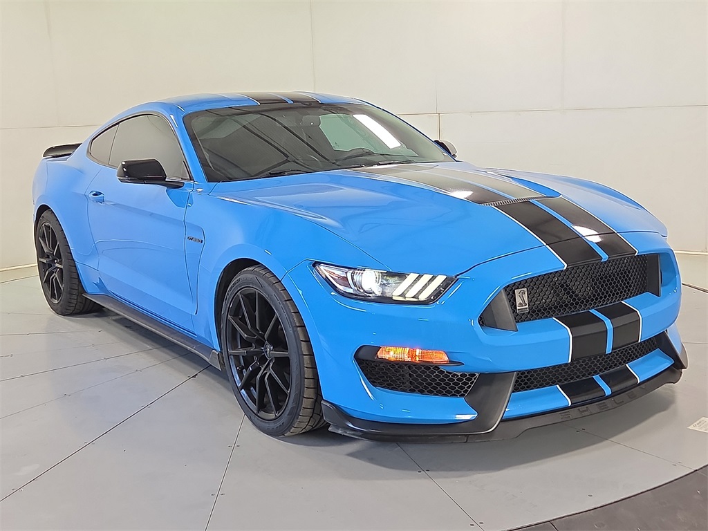 2017 Ford Mustang Shelby GT350's photo