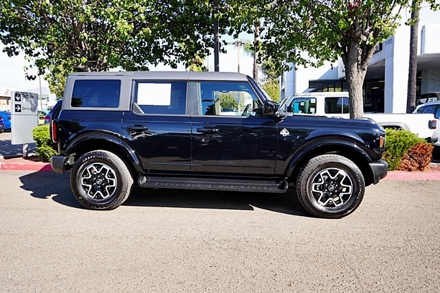 Used 2025 Black Ford Outer Banks image 6