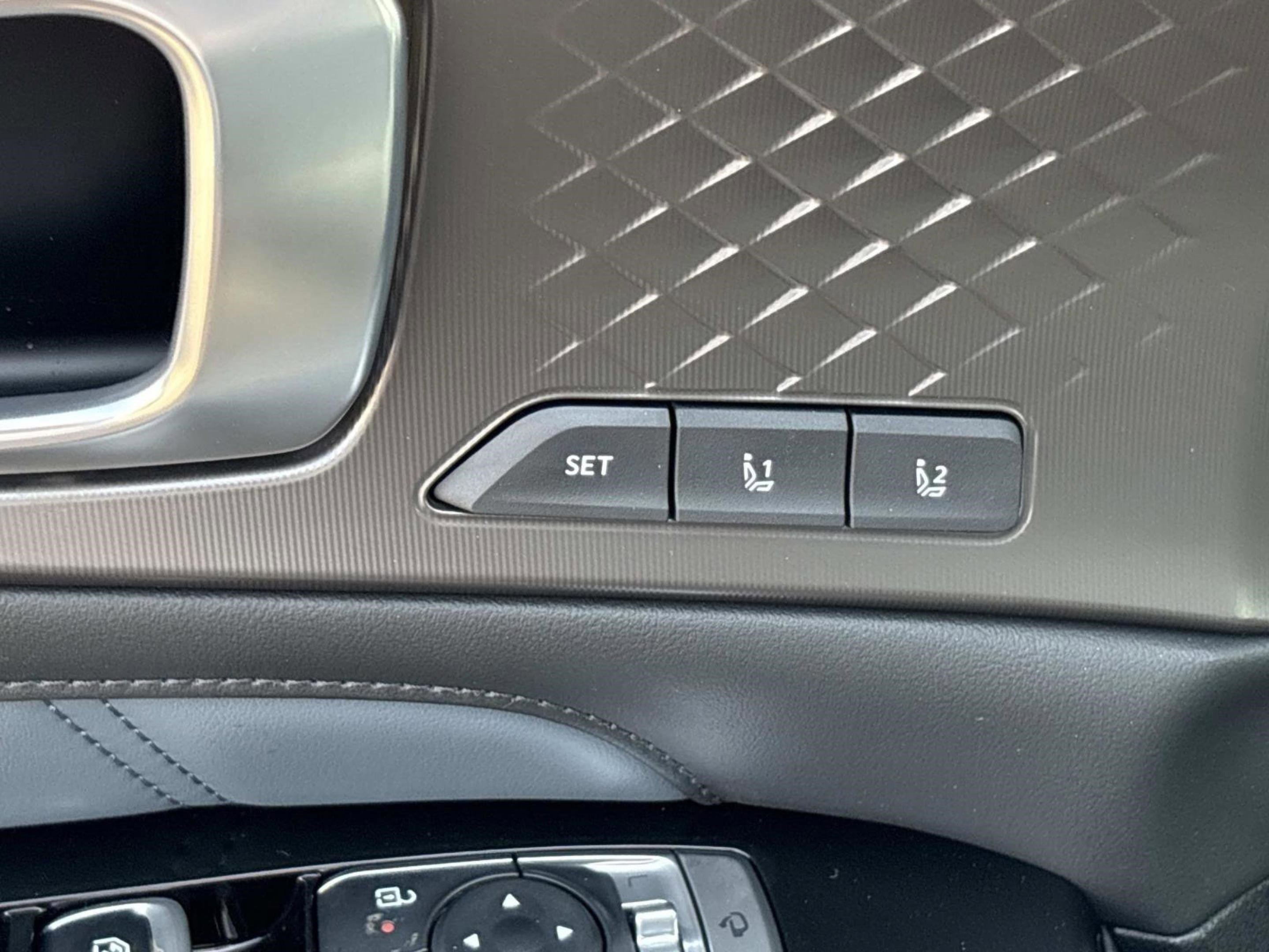 2025 Kia Sorento Hybrid SX Prestige photo 21