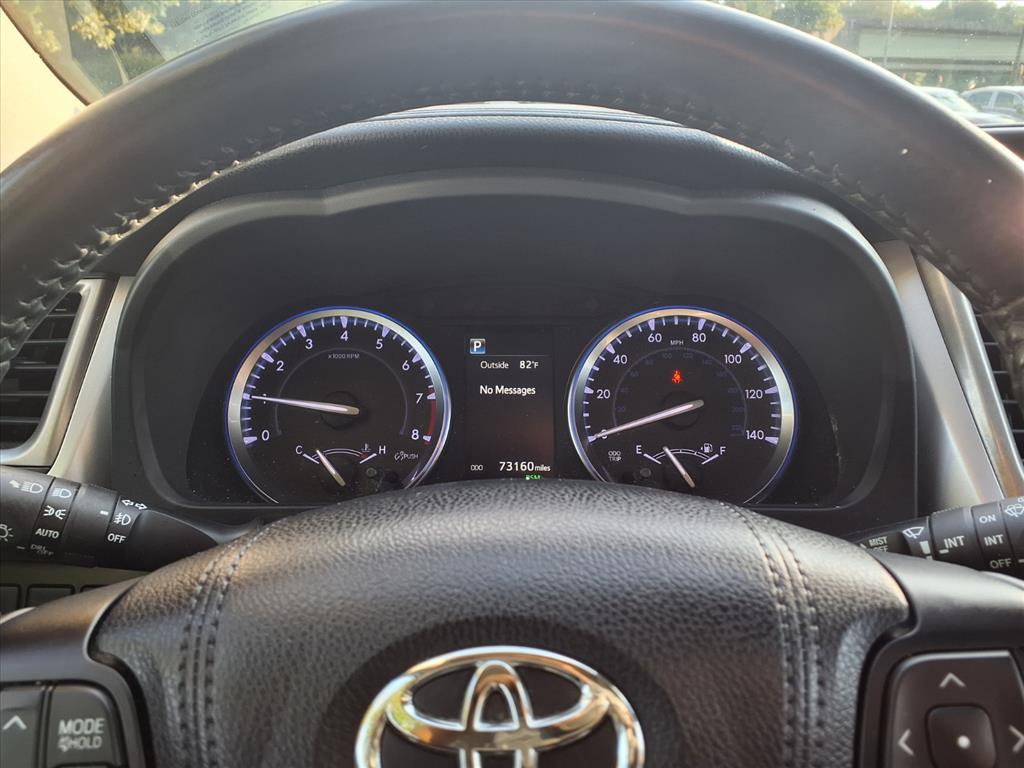 2019 Toyota Highlander XLE photo 17