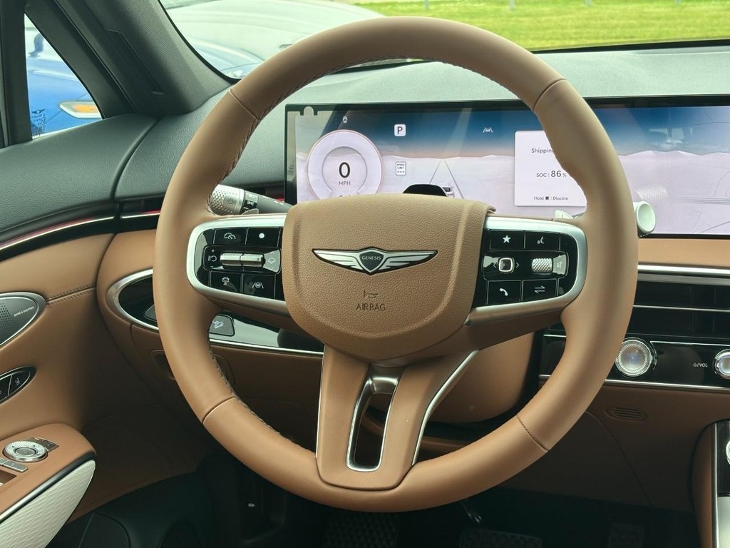 2026 Genesis GV70 2.5T Advanced photo 7