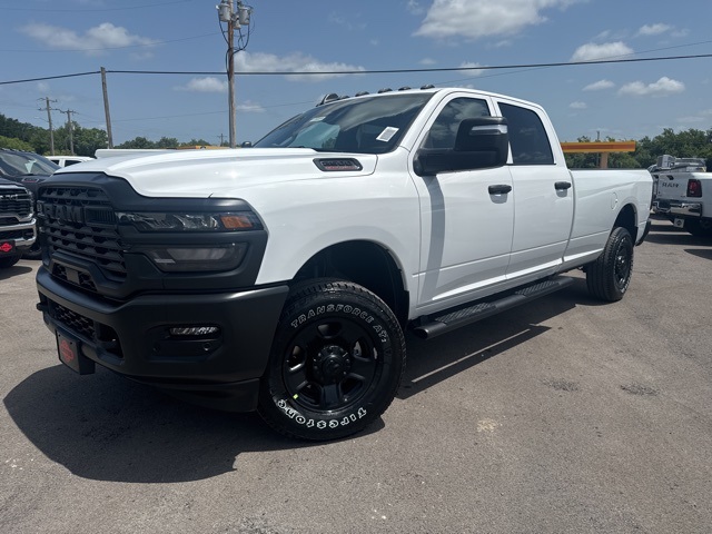 2025 Ram 2500 Tradesman photo 2