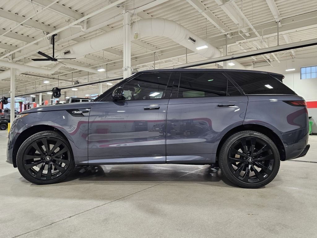 2023 Land Rover Range Rover Sport P530 First Edition photo 11
