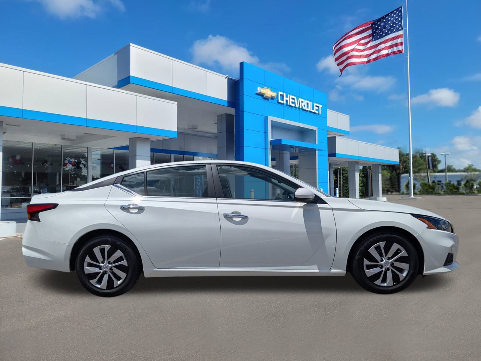 2022 Nissan Altima 2.5 S photo 3