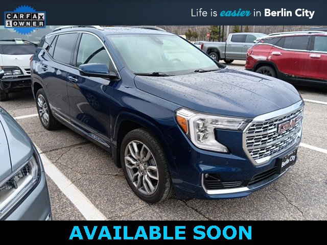 2023 GMC Terrain Denali's photo