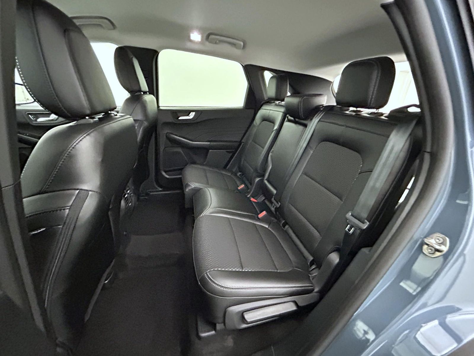 2025 Ford Escape Plug-In Hybrid Sport photo 19