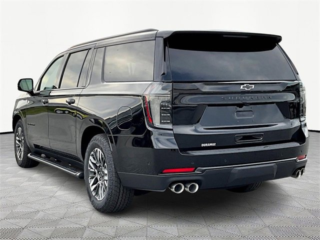 2026 Chevrolet Suburban Z71 photo 4