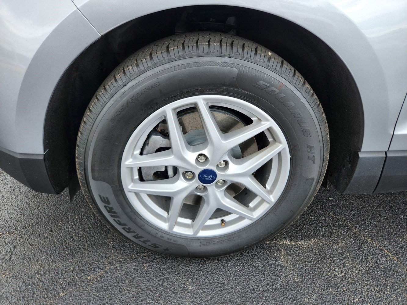2022 Ford Edge SEL photo 43