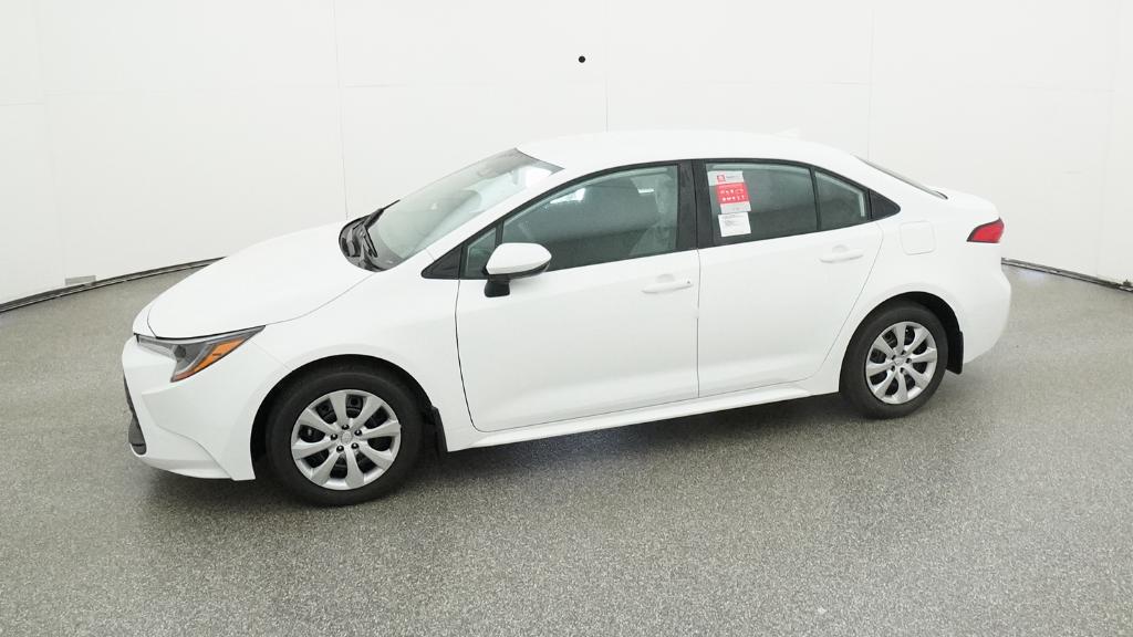 2025 Toyota Corolla LE photo 7