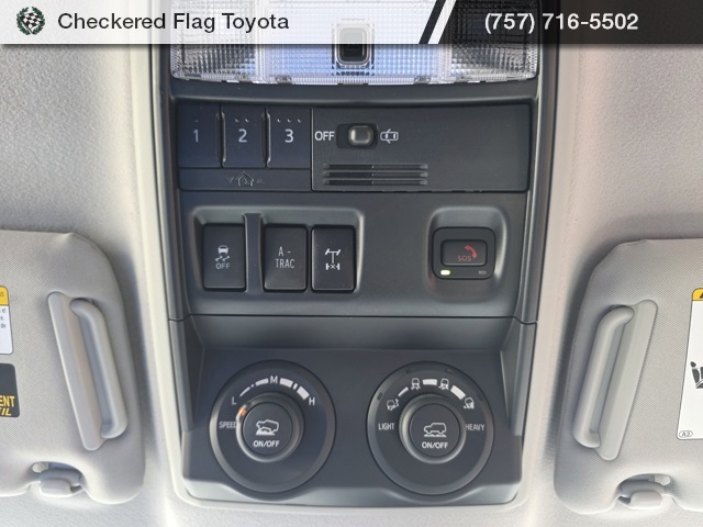 2024 Toyota 4Runner TRD Off-Road Premium photo 9