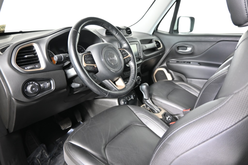 2017 Jeep Renegade Limited photo 21