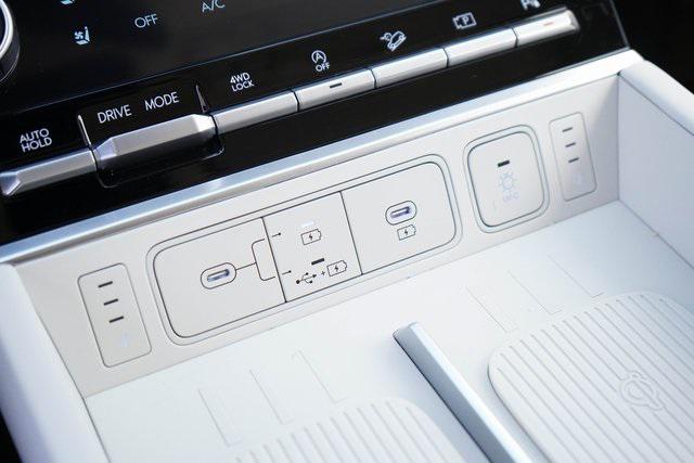 2025 Hyundai Santa Fe Calligraphy photo 19