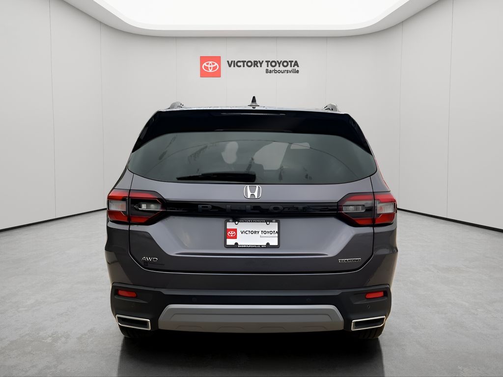 2023 Honda Pilot Touring photo 4