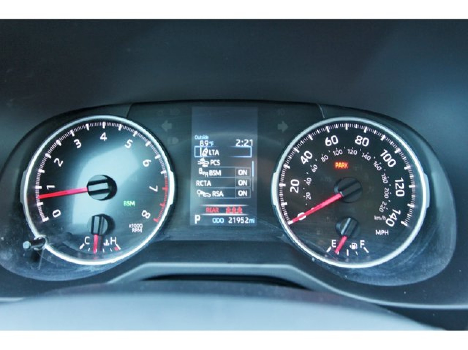 2022 Toyota RAV4 XLE Green at TX Auto Group