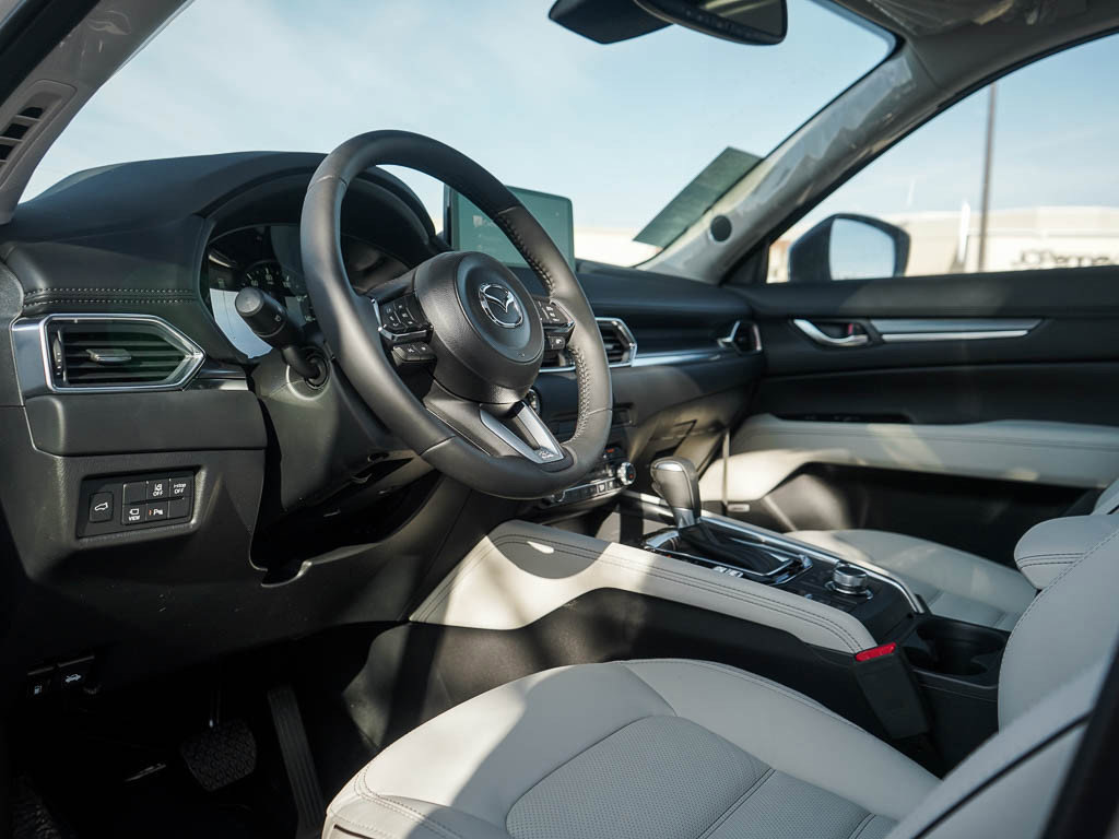 2025 Mazda CX-5 2.5 Premium Plus photo 16