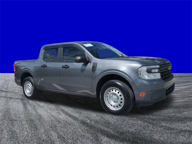 2022 Ford Maverick XL photo 2
