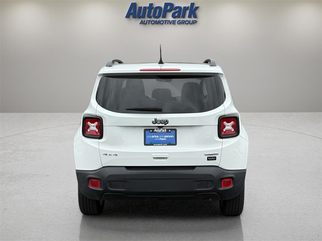 2022 Jeep Renegade Latitude photo 4