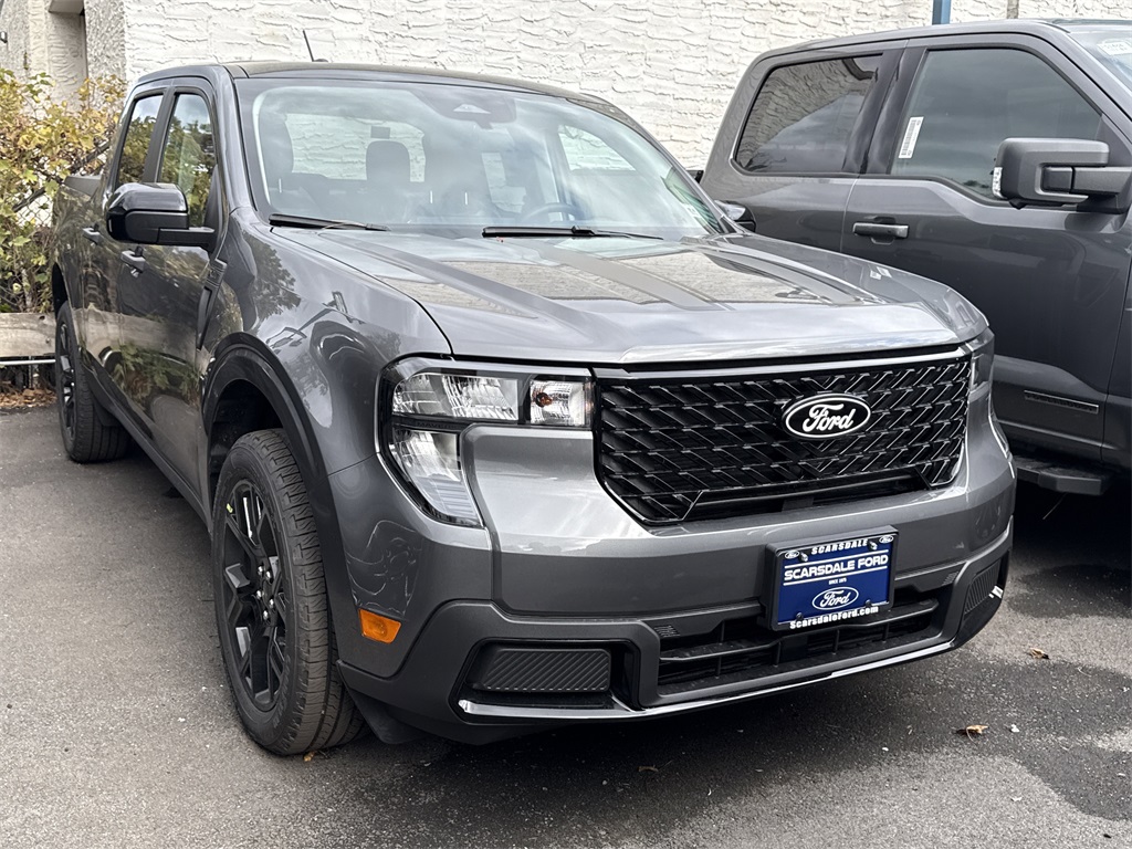 2025 Ford Maverick XL's photo