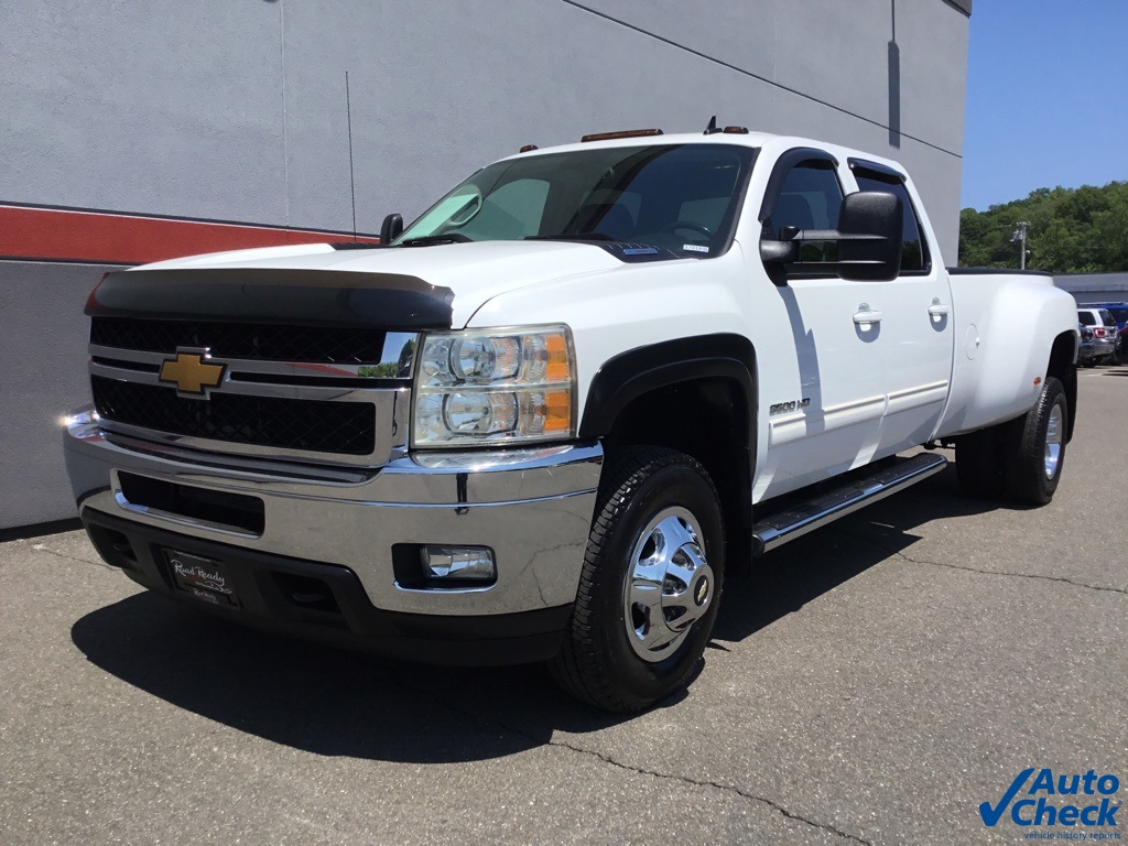 2011 Chevrolet Silverado 3500HD LTZ photo 4